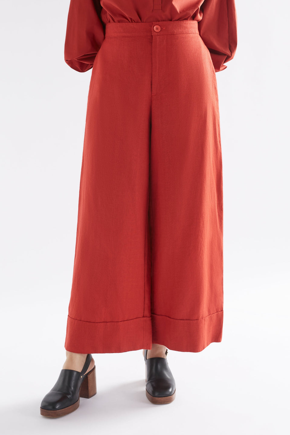 Anneli Linen Pant Model Front crop | SANGRIA