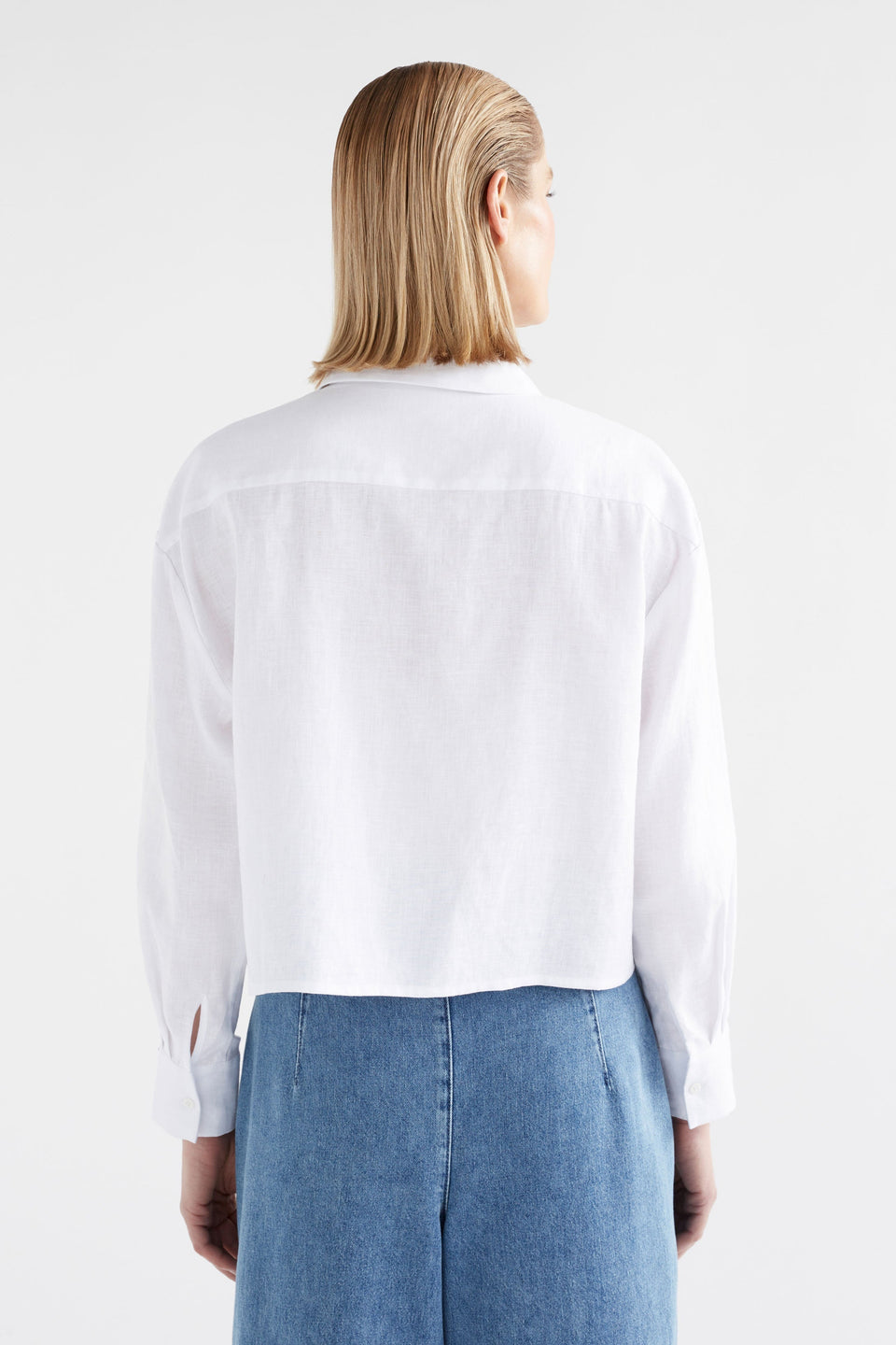 Cort Cropped Linen Shirt Model Back | WHITE