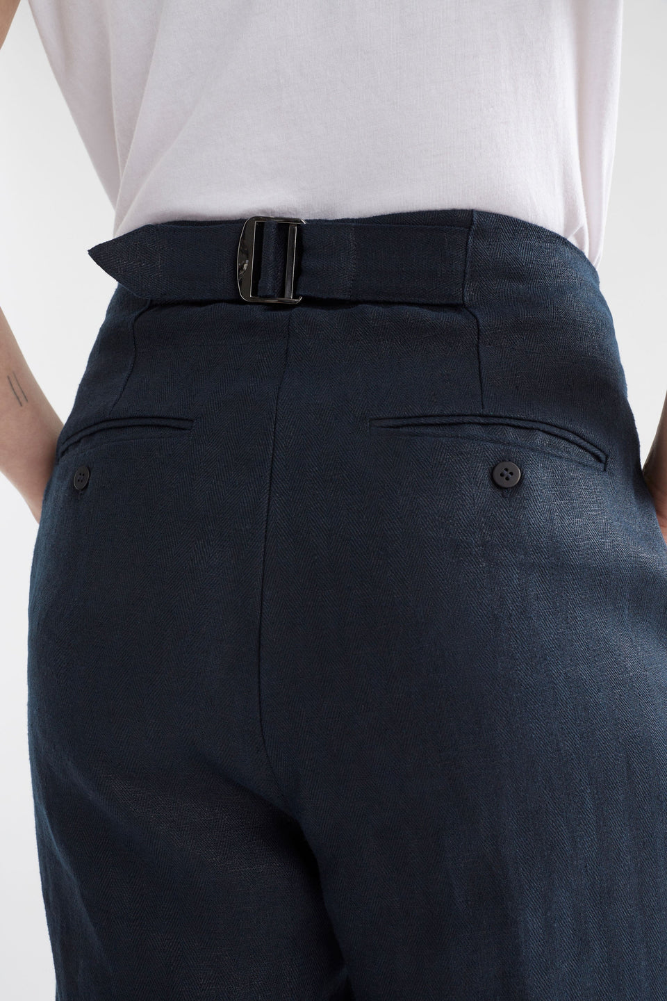 Njord Hemp Herringbone High Waist Pleat Front Pant Model Back Detail | INK