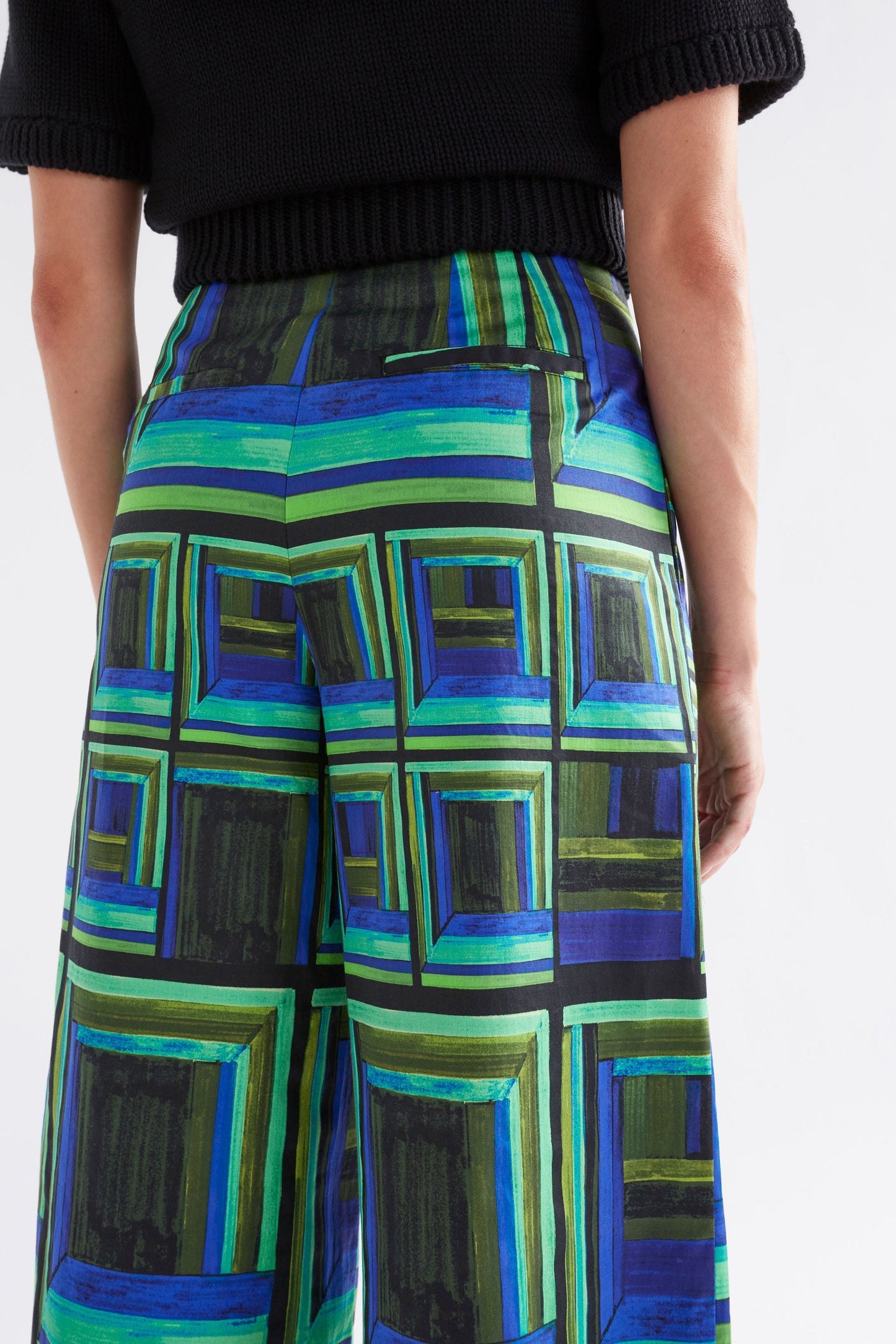 Rodan Organic Cotton Bold Print Front Pleat Wide Leg Pant Model Back Detail | SALONE PRINT