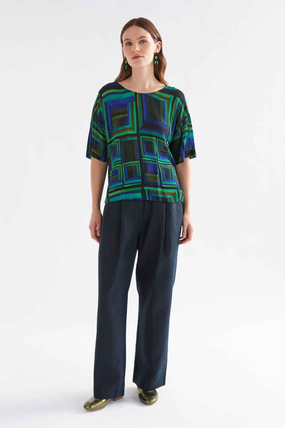 Soma Boxy Bold Print Slightly Sheer Crinkle Texture Top Model Front Full Body | SALONE PRINT