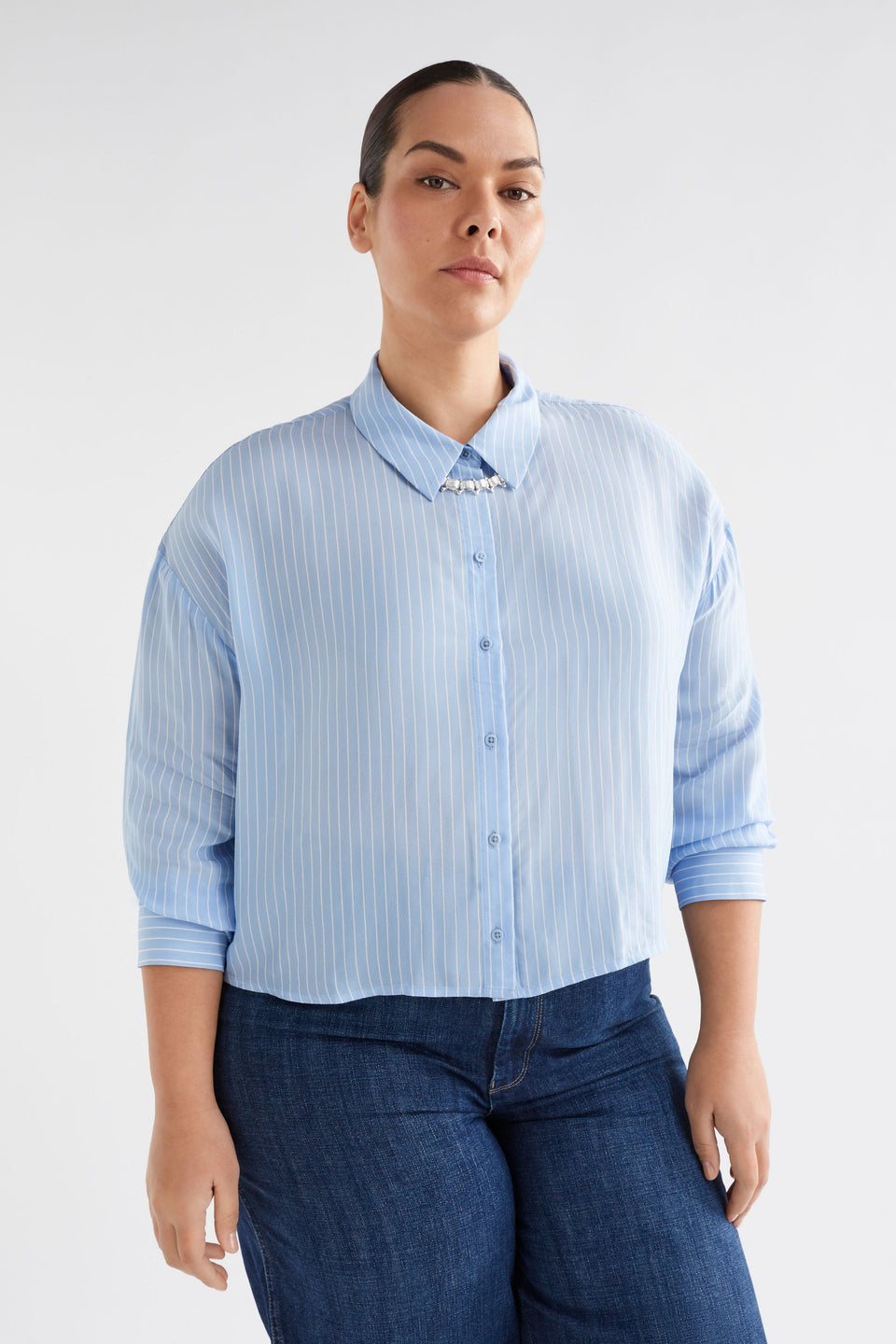 Sera Lightweight Pinstripe Long Sleeve Crop Shirt Model Front CURVE | PALE BLUE STRIPE