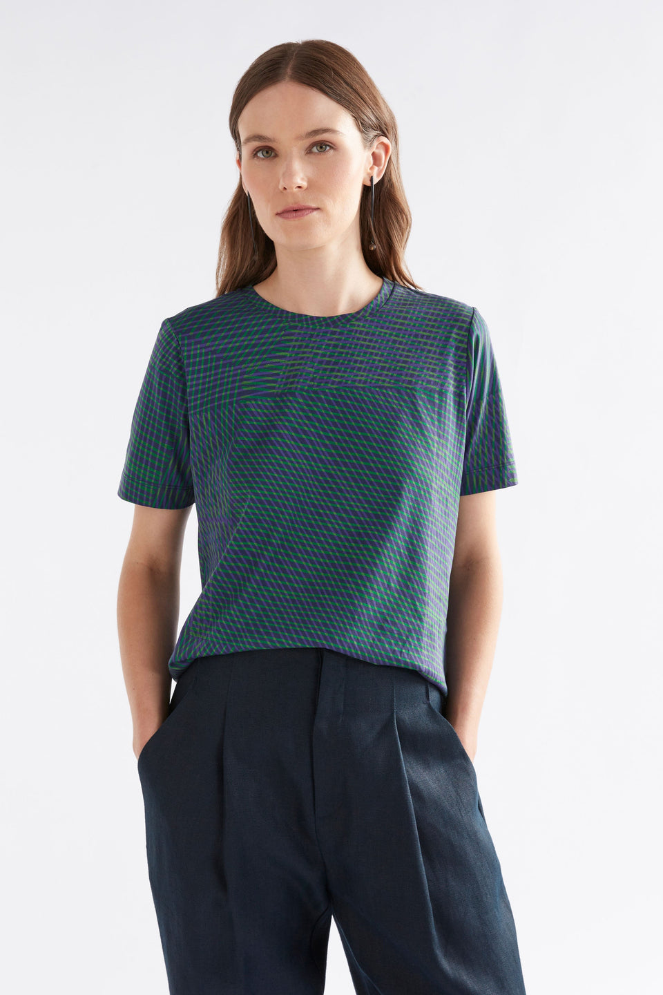 Hanen Organic Cotton Jersey Print Tshirt Model Front | LINEAL PRINT