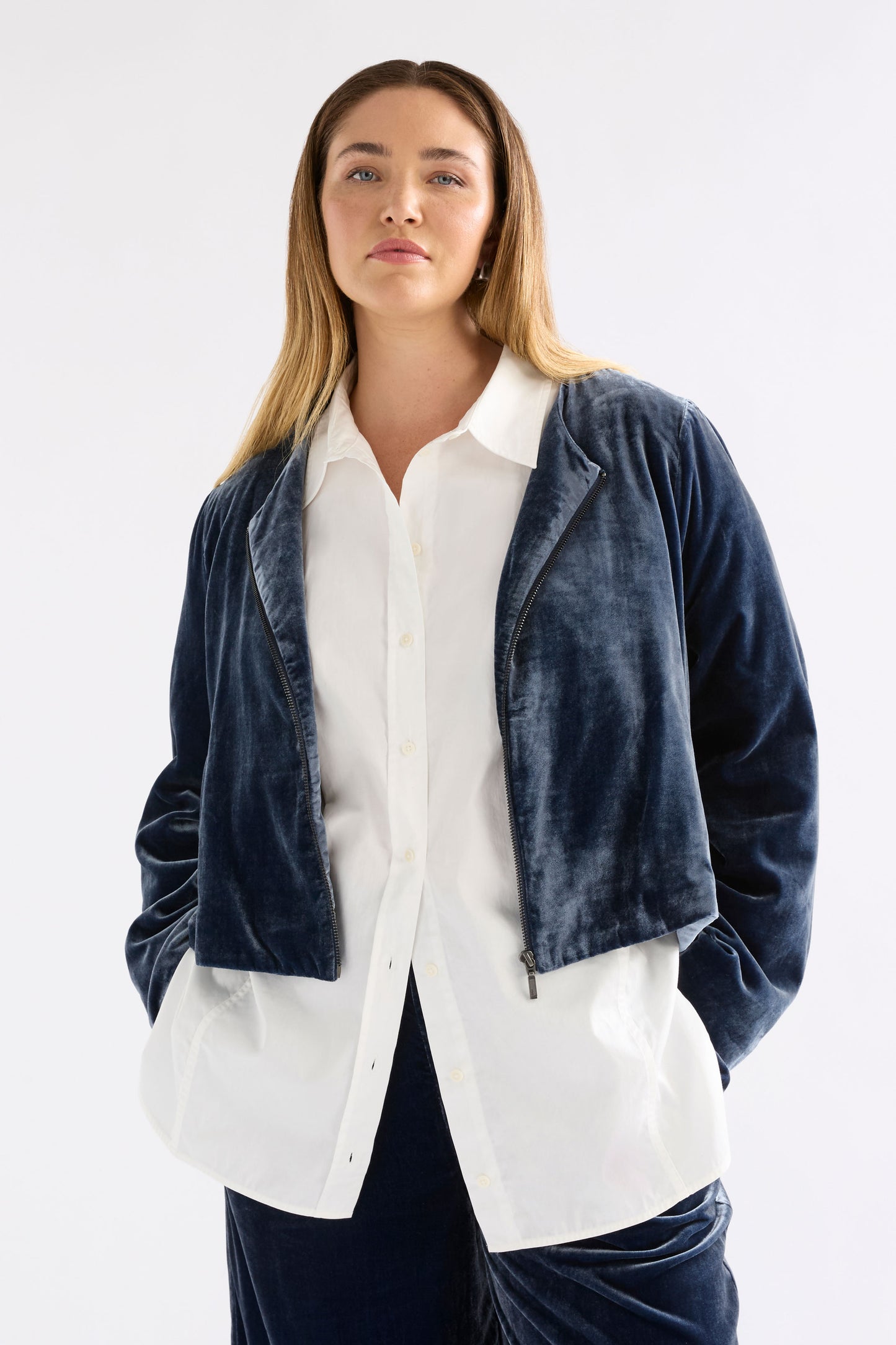 Suuri Velvet Zip Up Short Jacket Model  Chanel Front | BLUE STEEL