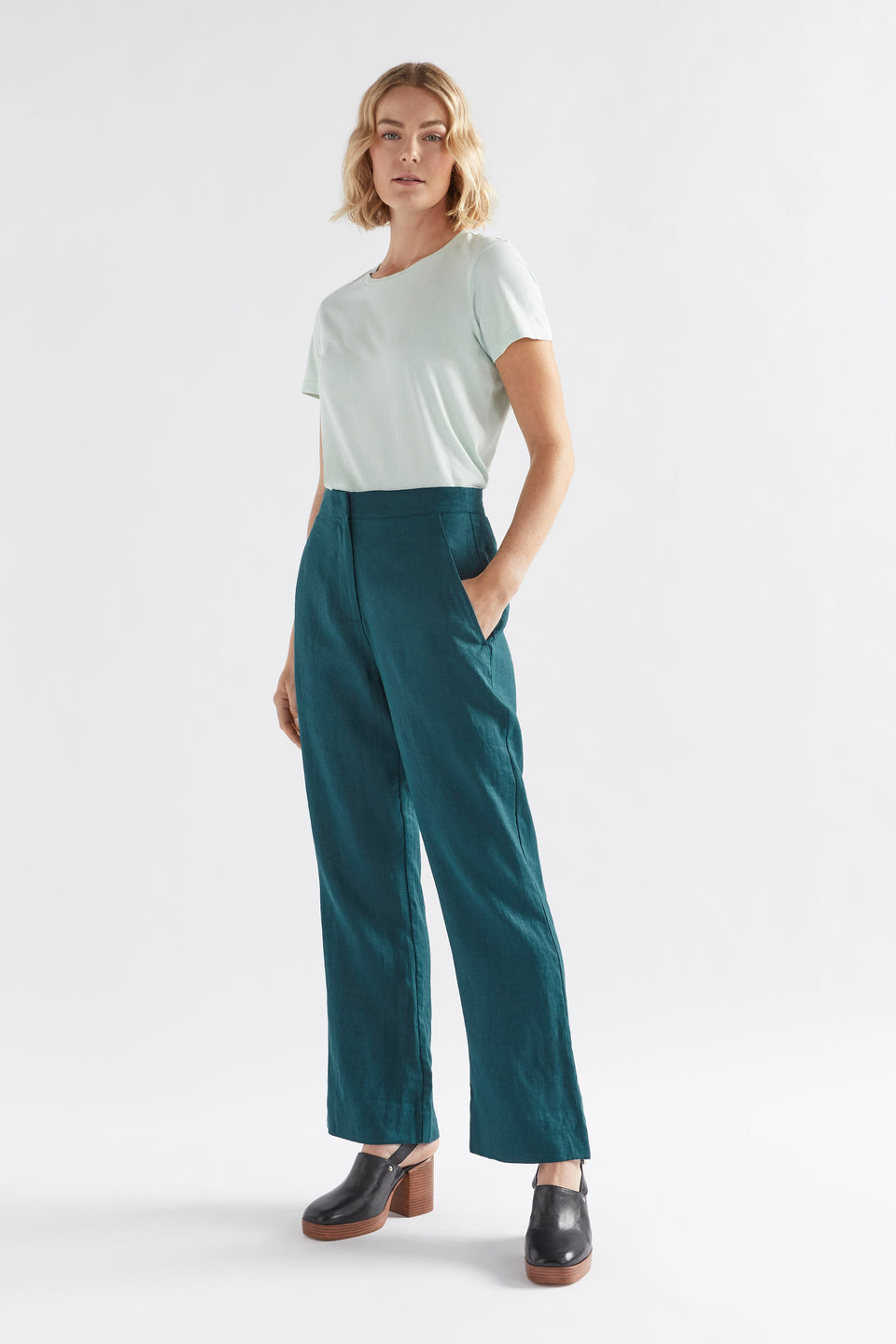 Henning Organic Cotton Tee Model Front full body | MINT