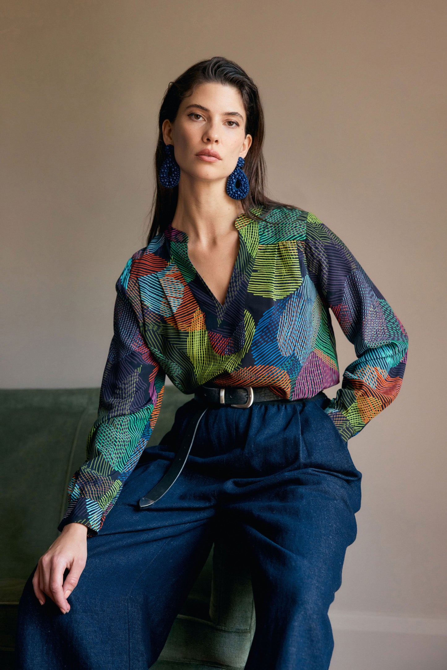 Maar V-Neck Collarless Print Cuffed Shirt Model Campaign | OMBRA PRINT