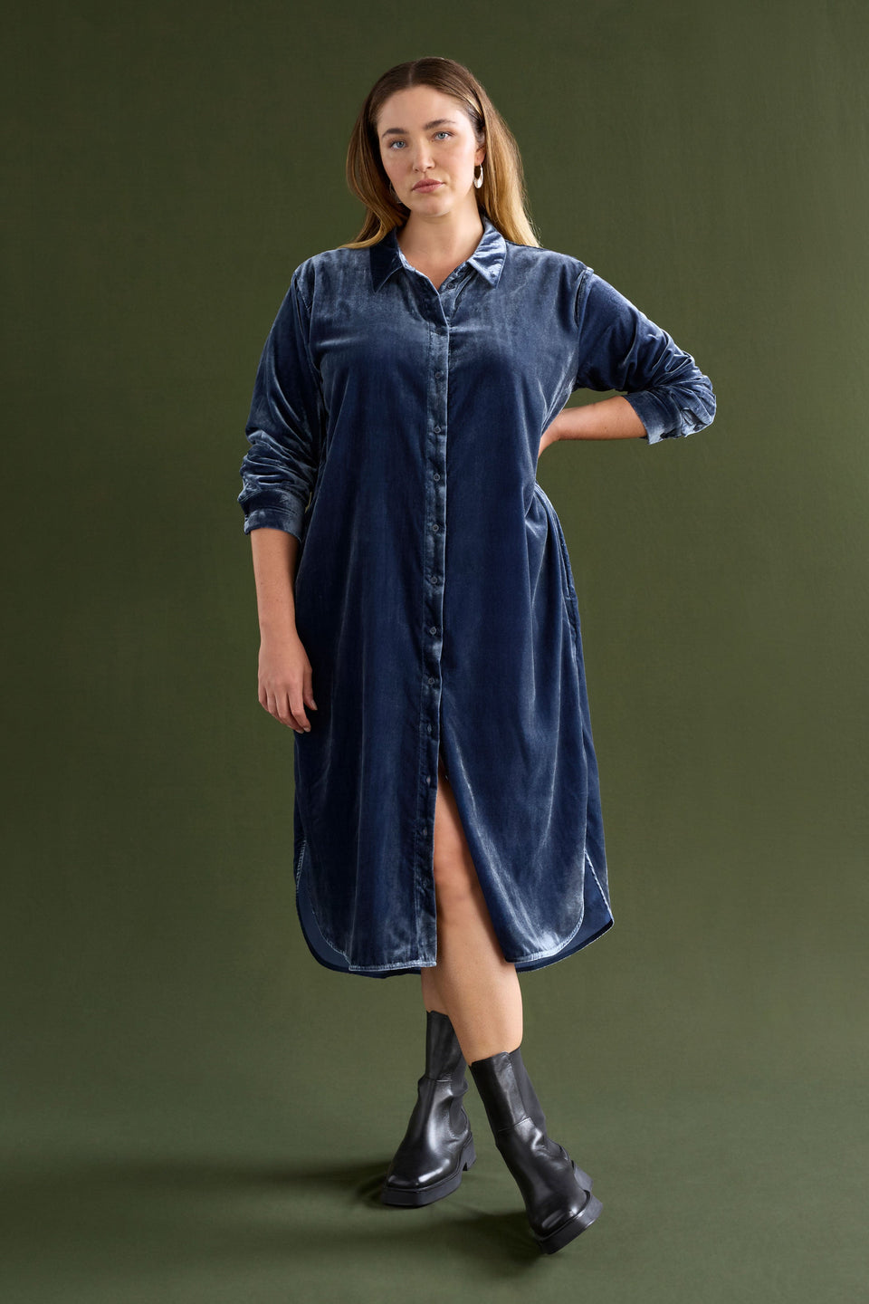 Suuri Velvet Scooped Hem Midi Shirt Dress Model Chanel Campaign Front | BLUE STEEL