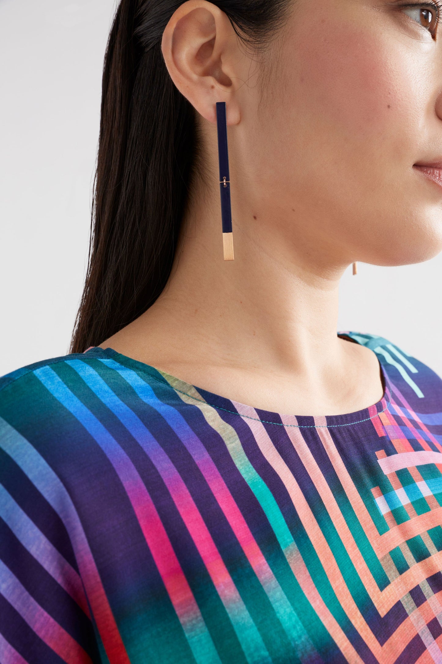 Umi Lightweight Coloured Long Strip Drop Earring Model | ELECTRIC GREEN