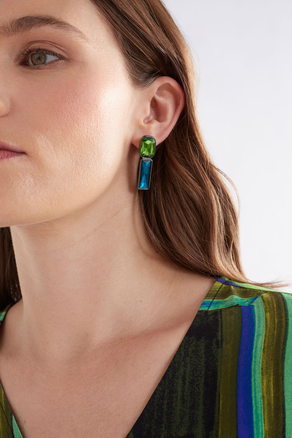 Juvel Glass Gem Asymmetric Stud Earring Model Crop | JASPER
