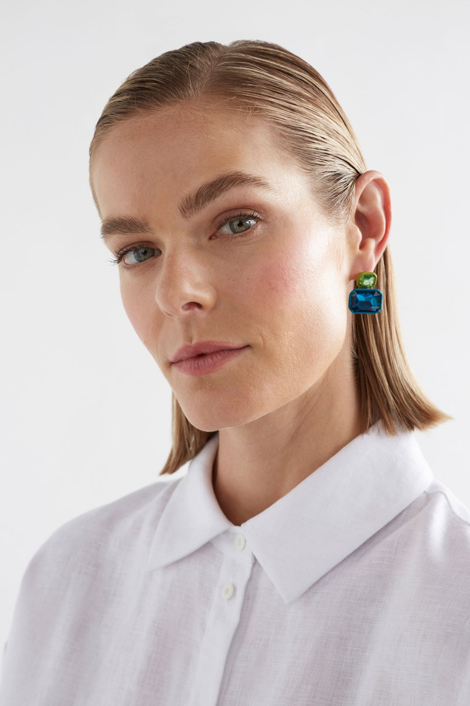 Jule Stud Drop Coloured Glass Earring Model  | TEAL