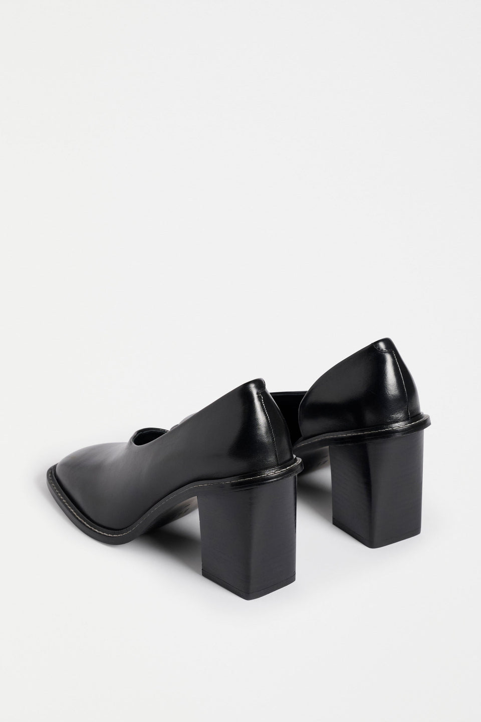 Sig Mule Flat Lay back view | BLACK