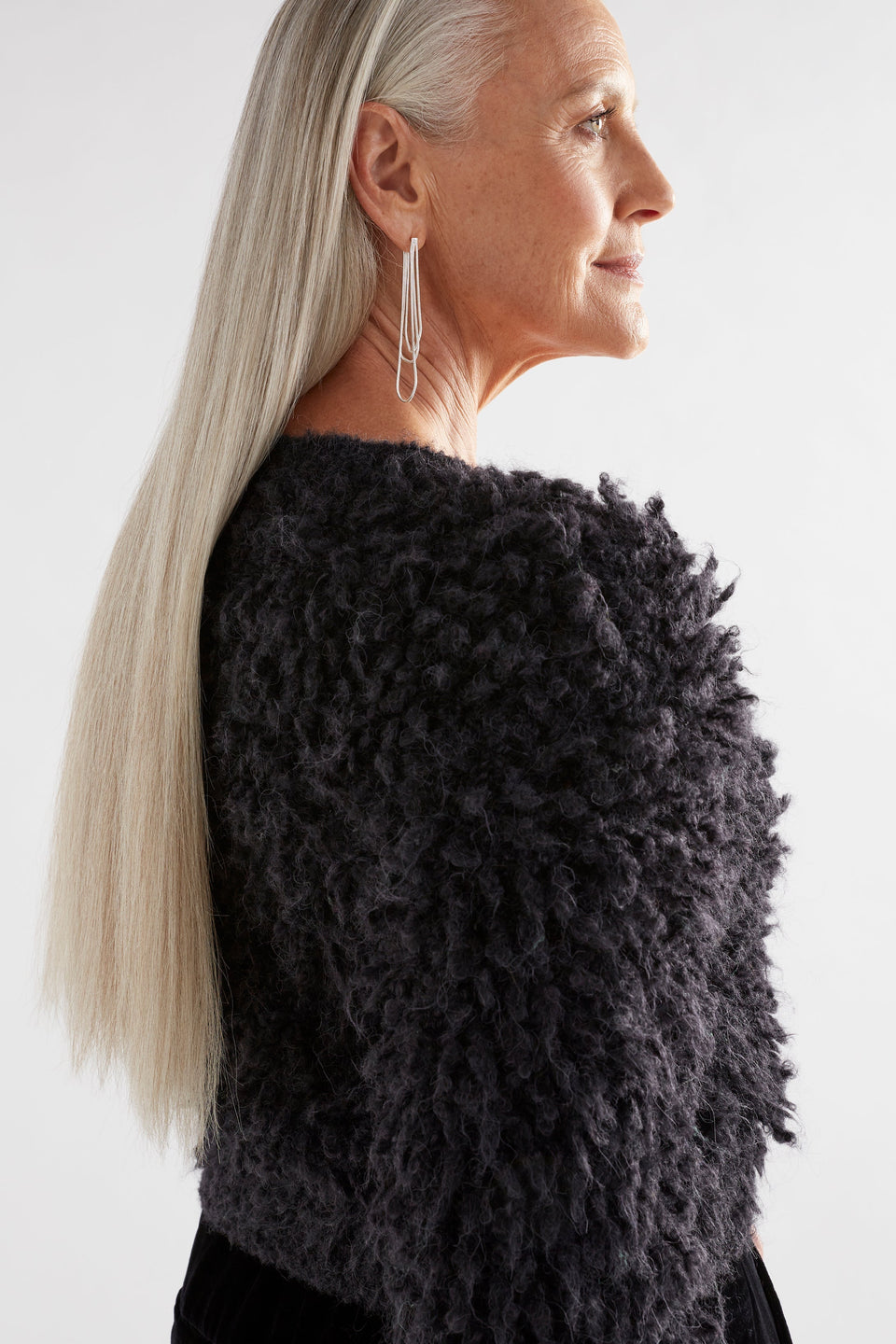 Arnon Chunky Fluffy Alpaca Cropped Cardigan Model Detail | BLACK