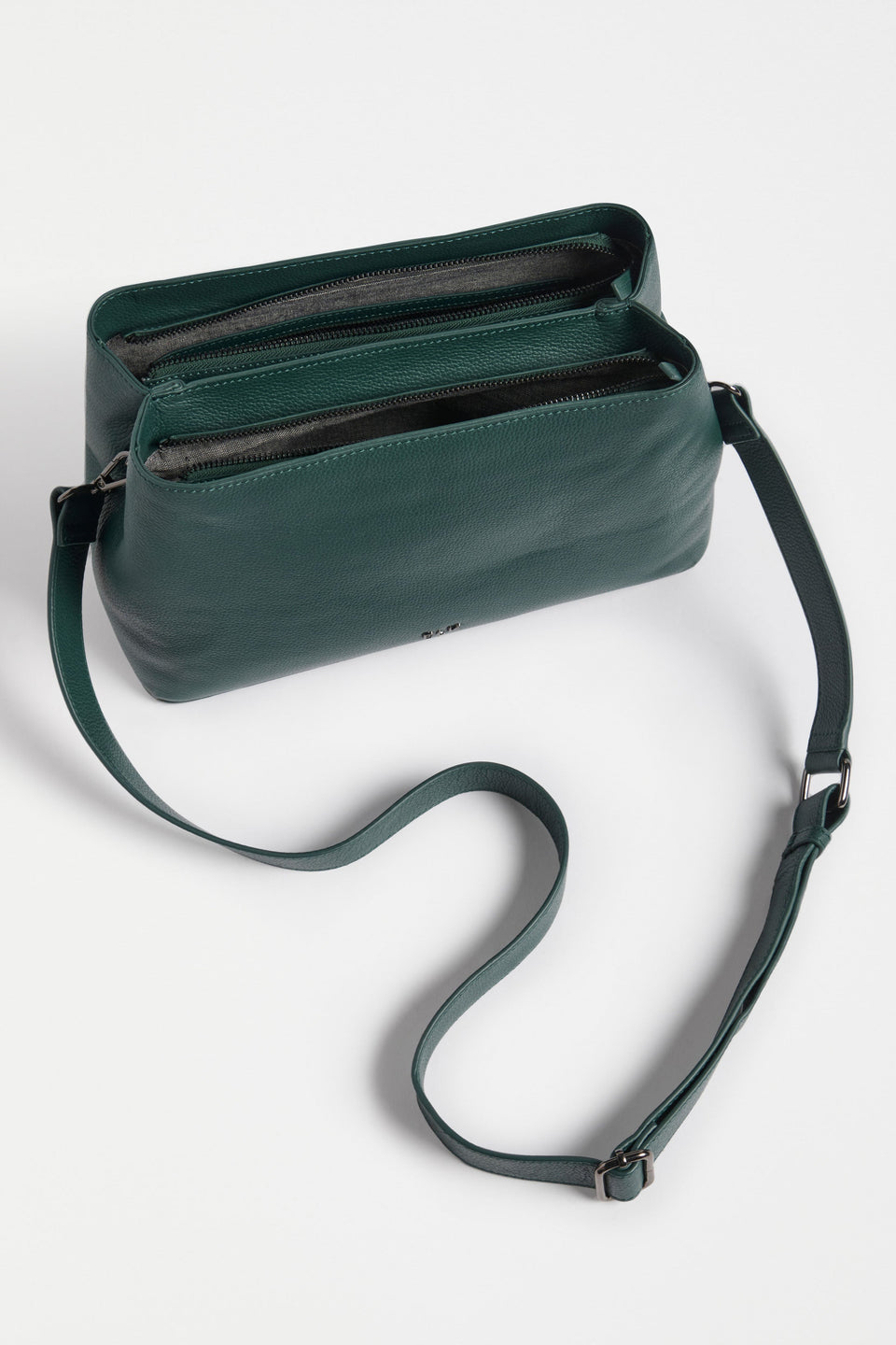 Niv Bag Flat Lay inside pocket detail | JASPER