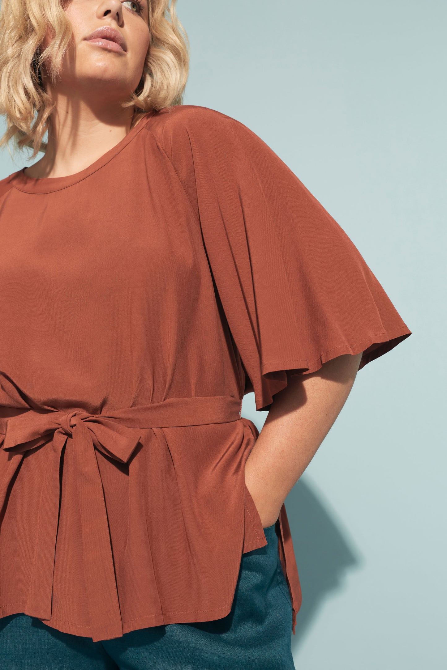 Myro A-line Flutter Sleeve Raglan Top Model Front Curve | BRONZE