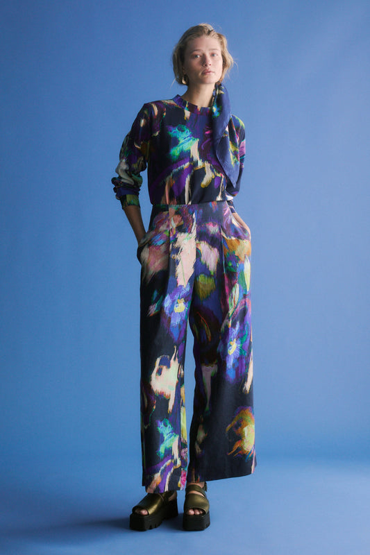 Lato Pant on Model Full Body Campaign  | VAARA PRINT