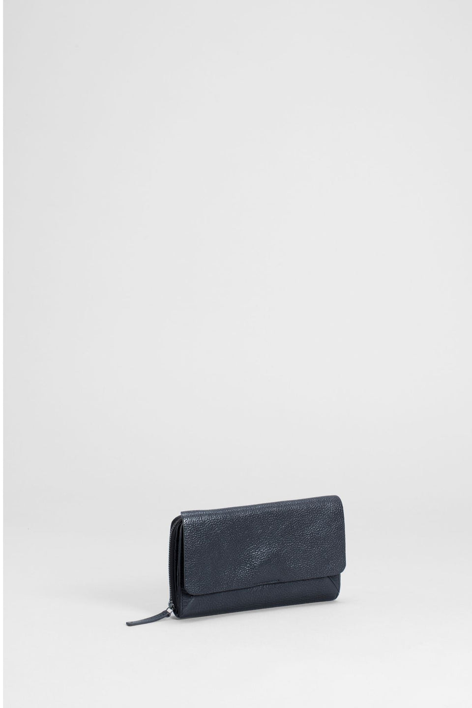 Nausta Wallet Flap and Zip up Leather Wallet Front | Black