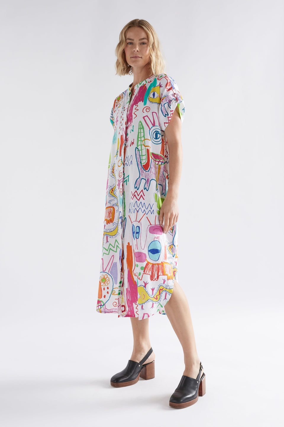 Neza Linen Collarless Print Shirt Dress model side no belt | WHITE SKETCH PRINT