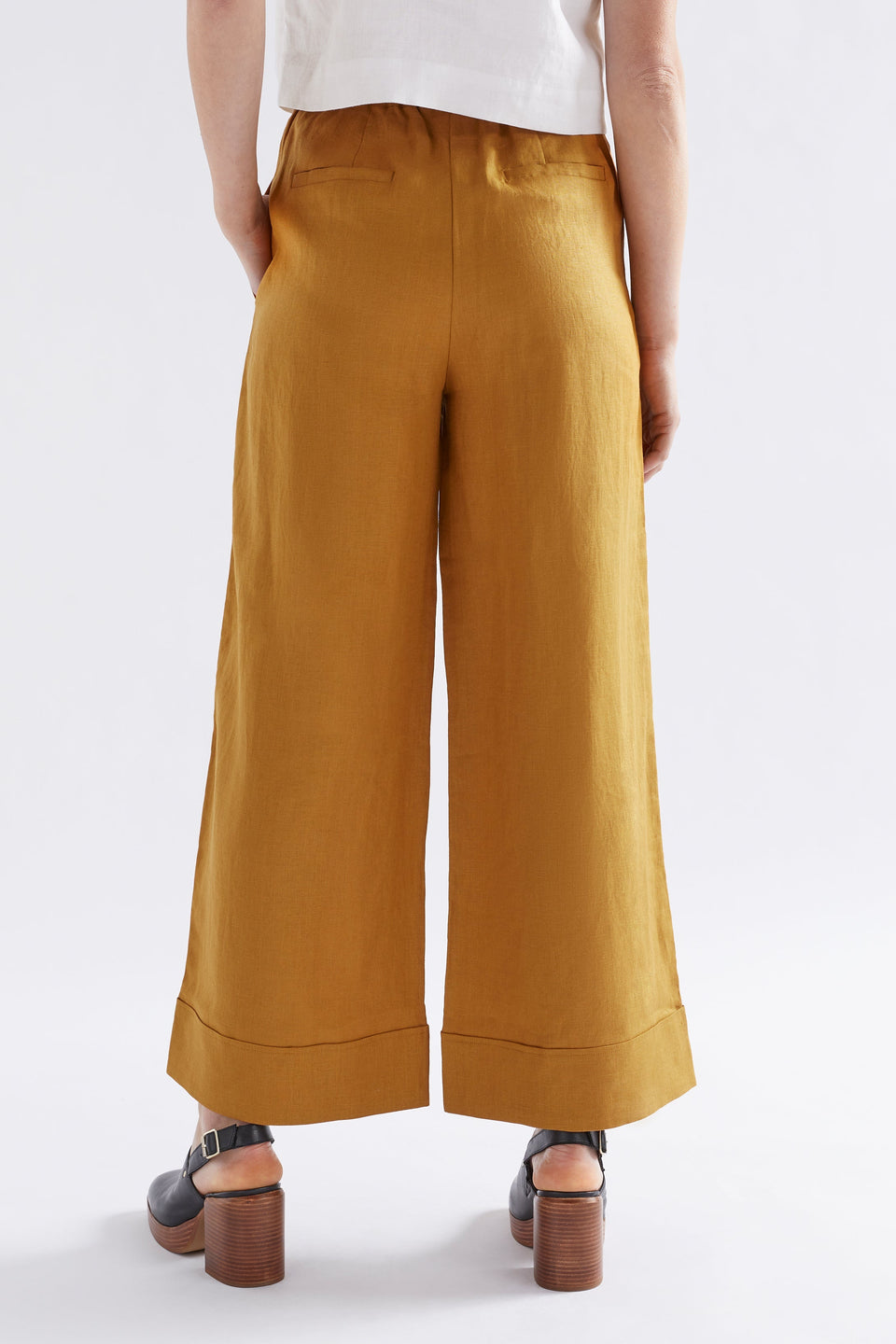 Strom Mid Rise Wide Leg Linen Pant Model Back| HONEY GOLD