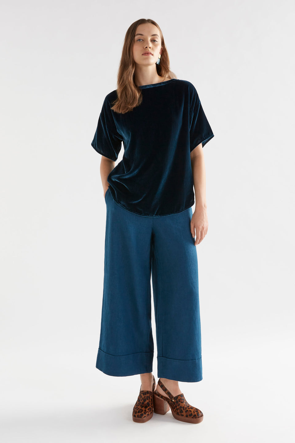 Suuri Boxy Sleeve Drop Shoulder Velvet Top Model Full Body | TEAL