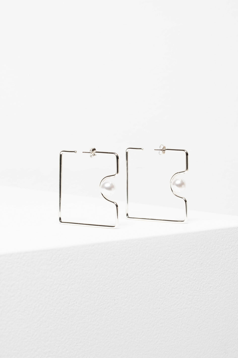 Osta Fine Square Pearl Hoop Earring | SILVER