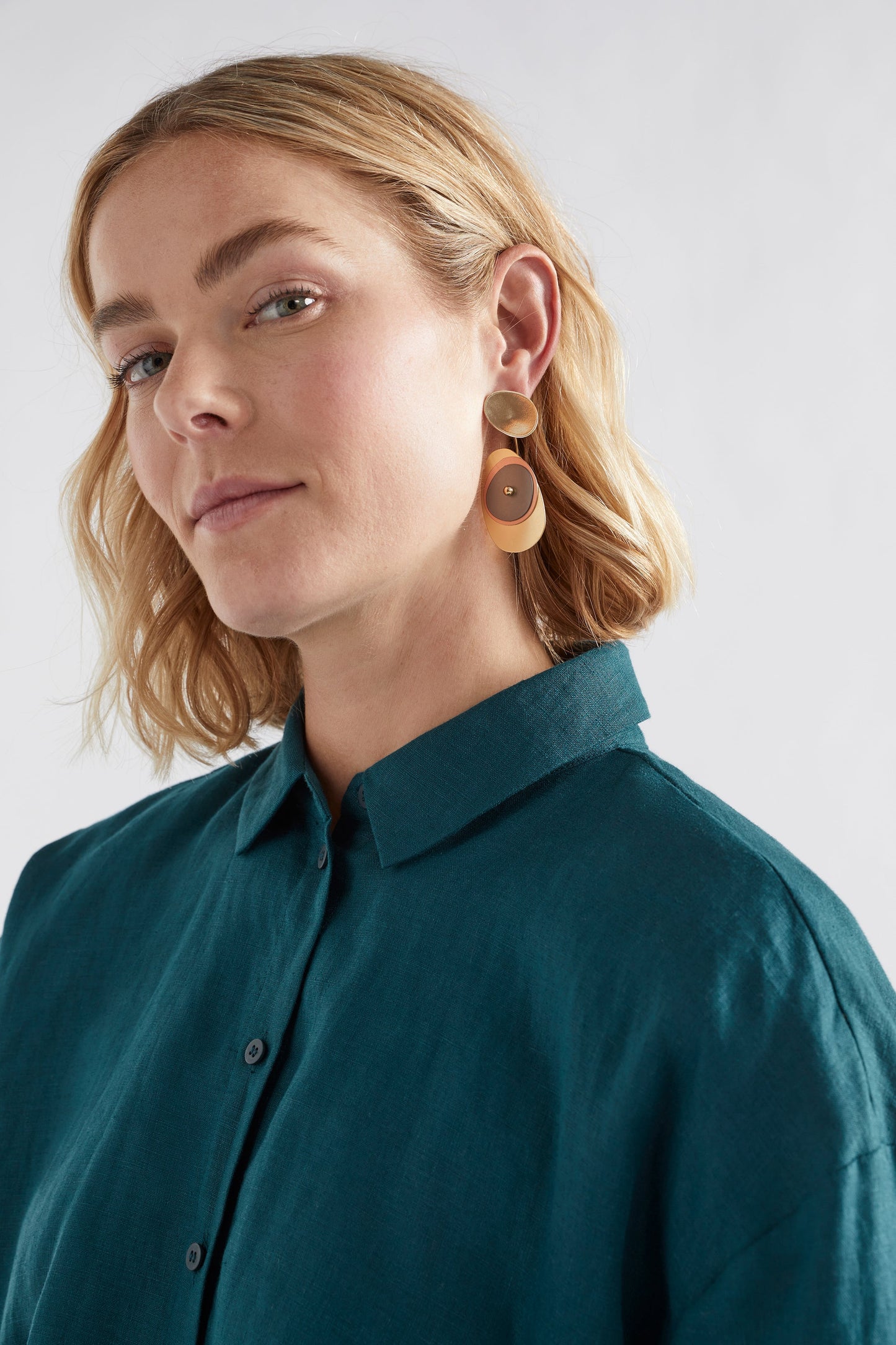 Orb Mixed Metal Disc Earring Model | GOLD