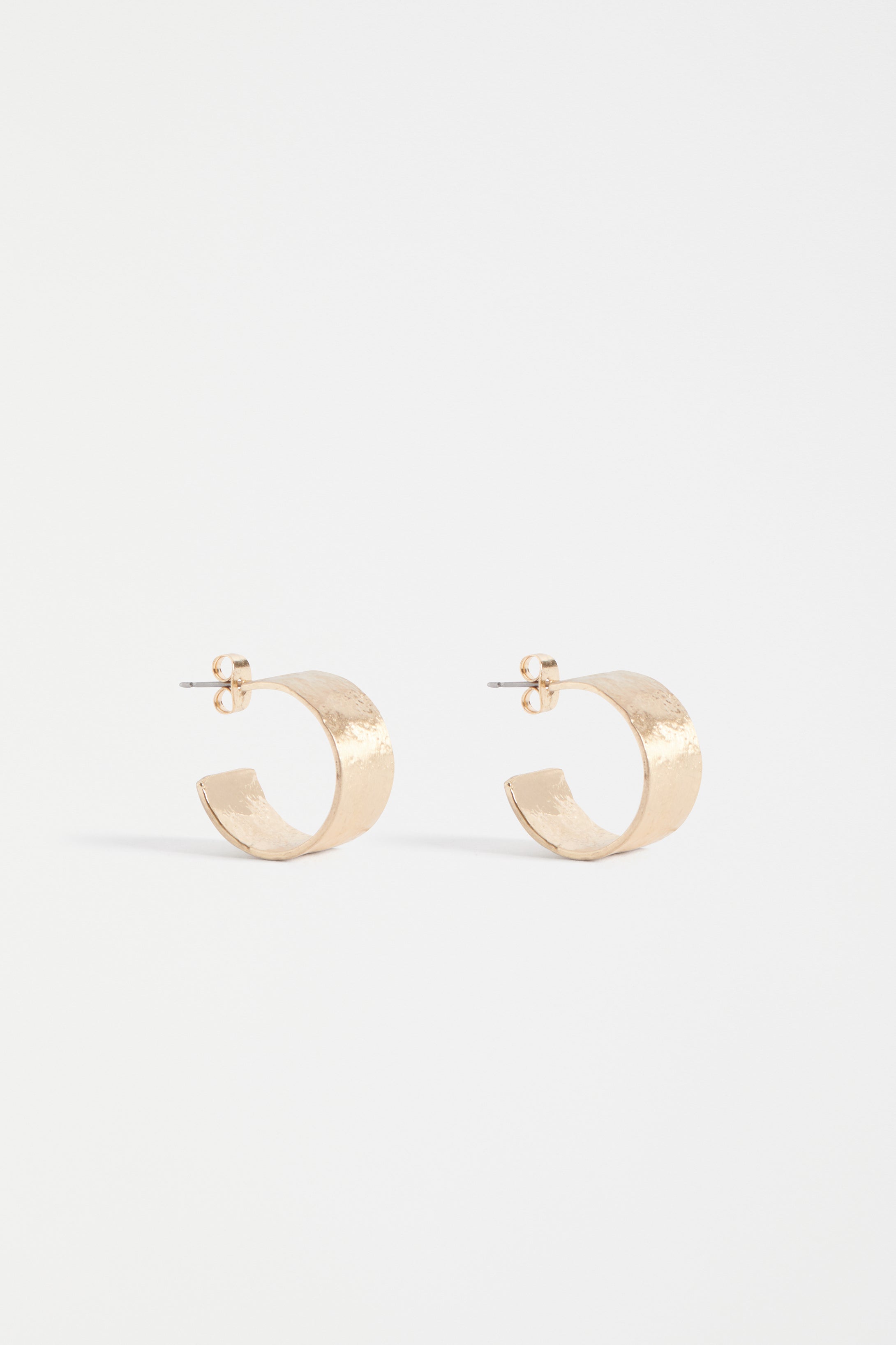 Gild Hammered Brass Hoop Earring | GOLD