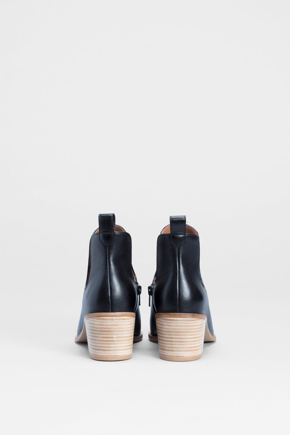 Valla Cut Out Heeled Leather Boot Back | BLACK