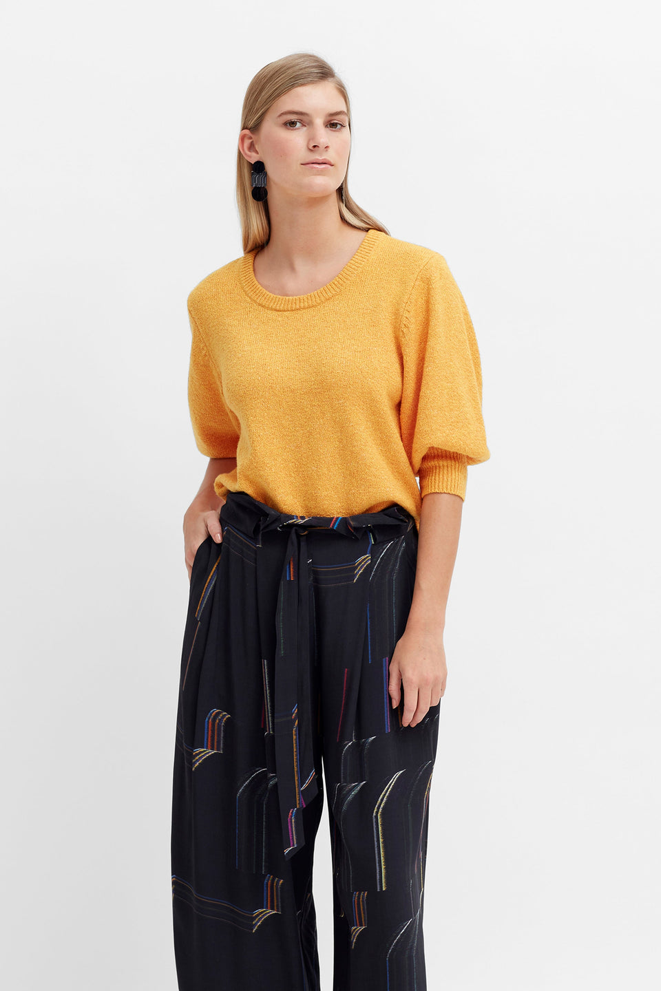 3/4 Balloon Sleeve Cotton Farren Sweater Model Front Tucked | MARIGOLD