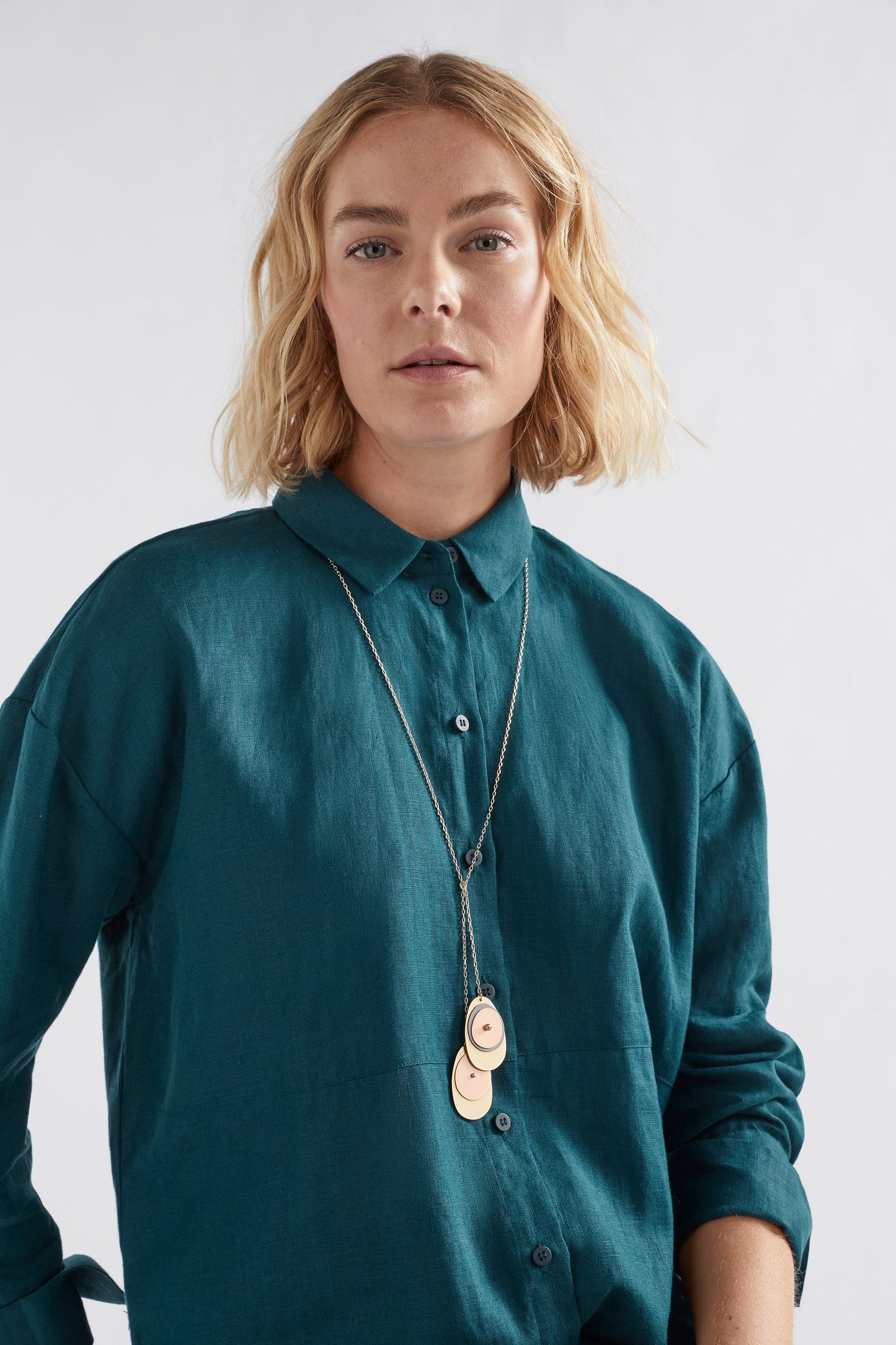 Orb Gold Chain Metal Discs Pendant Necklace Model | GOLD