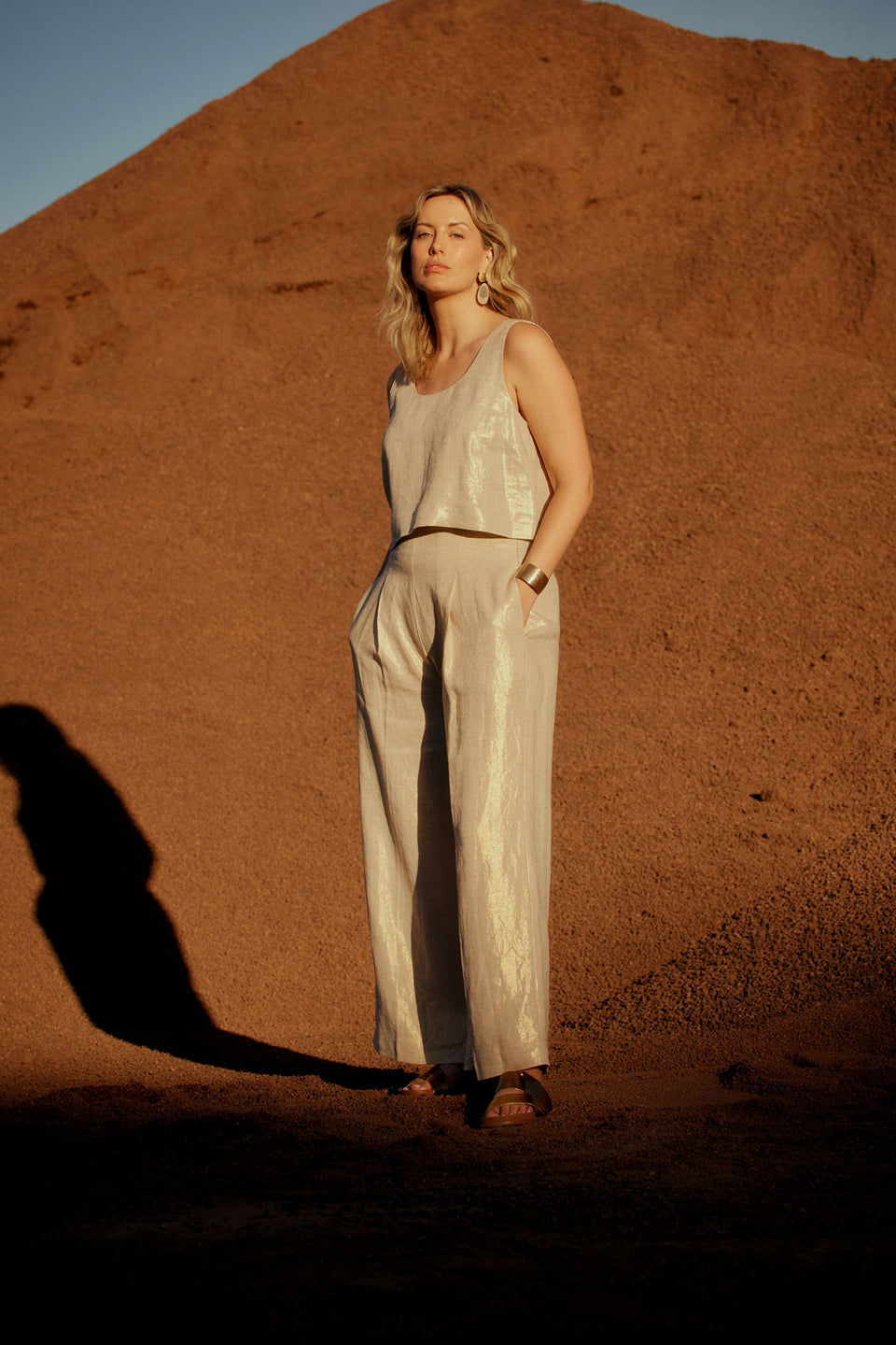 Metalen Gold Linen Wide Leg High Waisted Pant Model Front campaign | GOLD LINEN